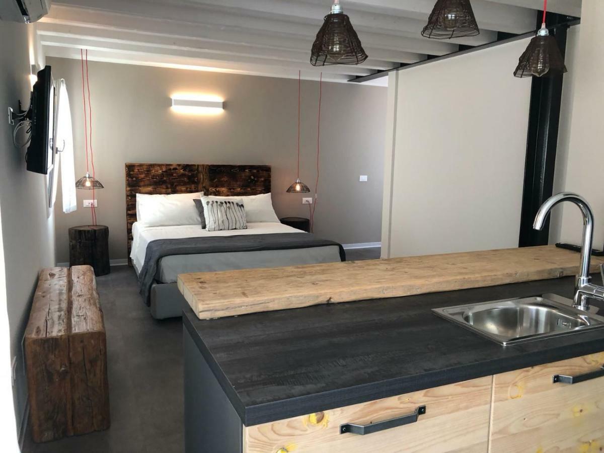 Kibo Urban Lodge Chioggia Adults Only ภายนอก รูปภาพ