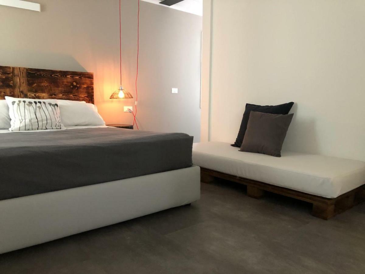 Kibo Urban Lodge Chioggia Adults Only ภายนอก รูปภาพ