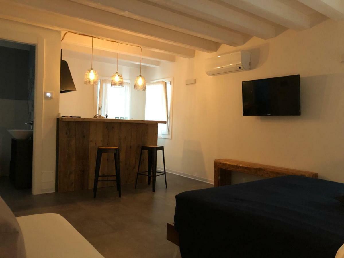 Kibo Urban Lodge Chioggia Adults Only ภายนอก รูปภาพ
